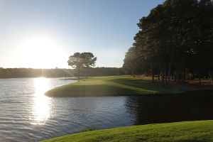 Reynolds (Great Waters) 18th Tips